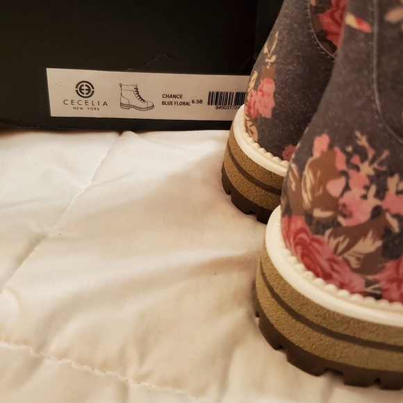 Anthropologie Cecelia New York Chance Hiking Boots - floral - Picture 11 of 16